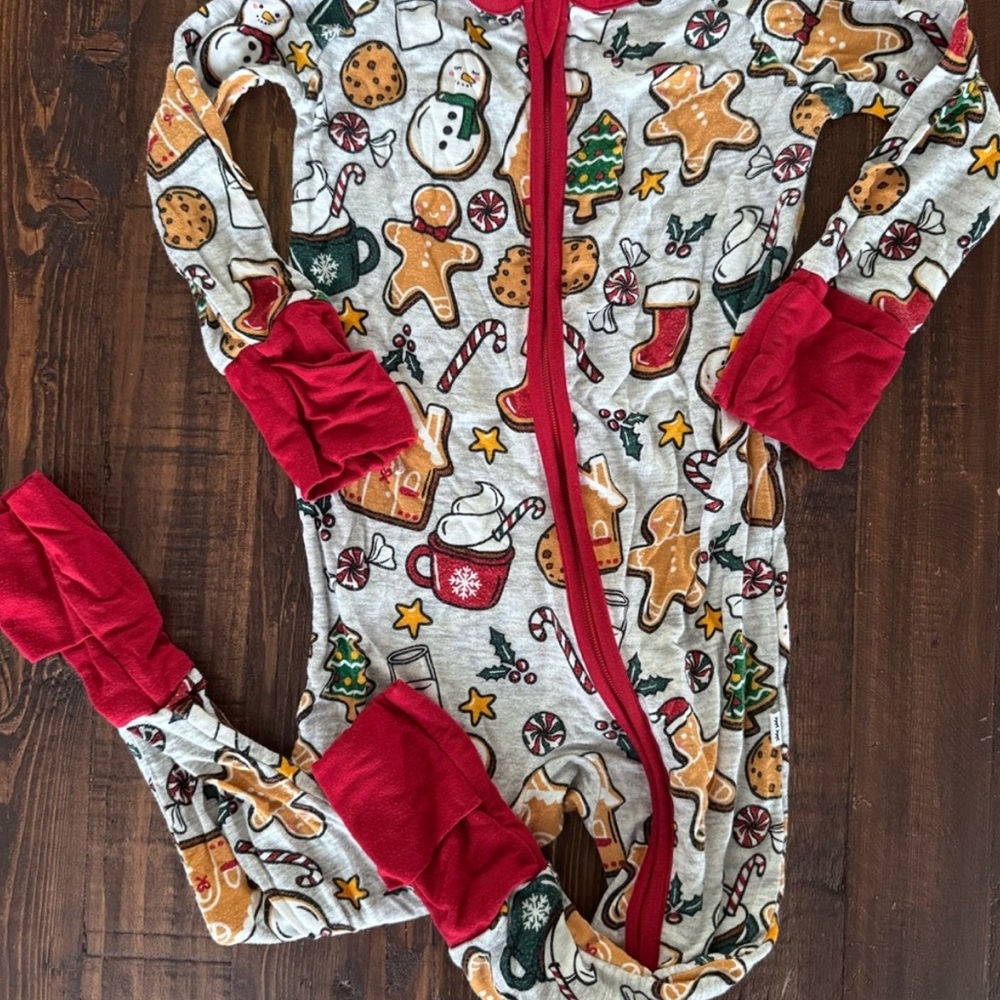 Holiday-Themed Gray and Red Kids Footie